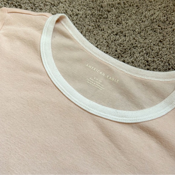 American eagle link pink top w/ white hemming - Picture 2 of 4